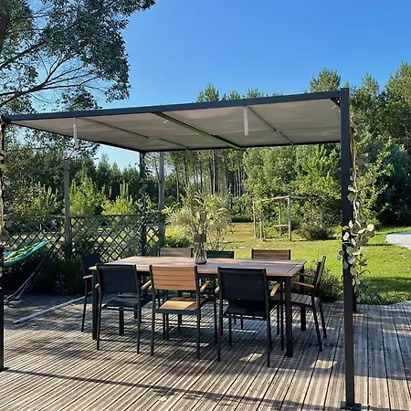 Pensión La Grange Du Coulin 3*